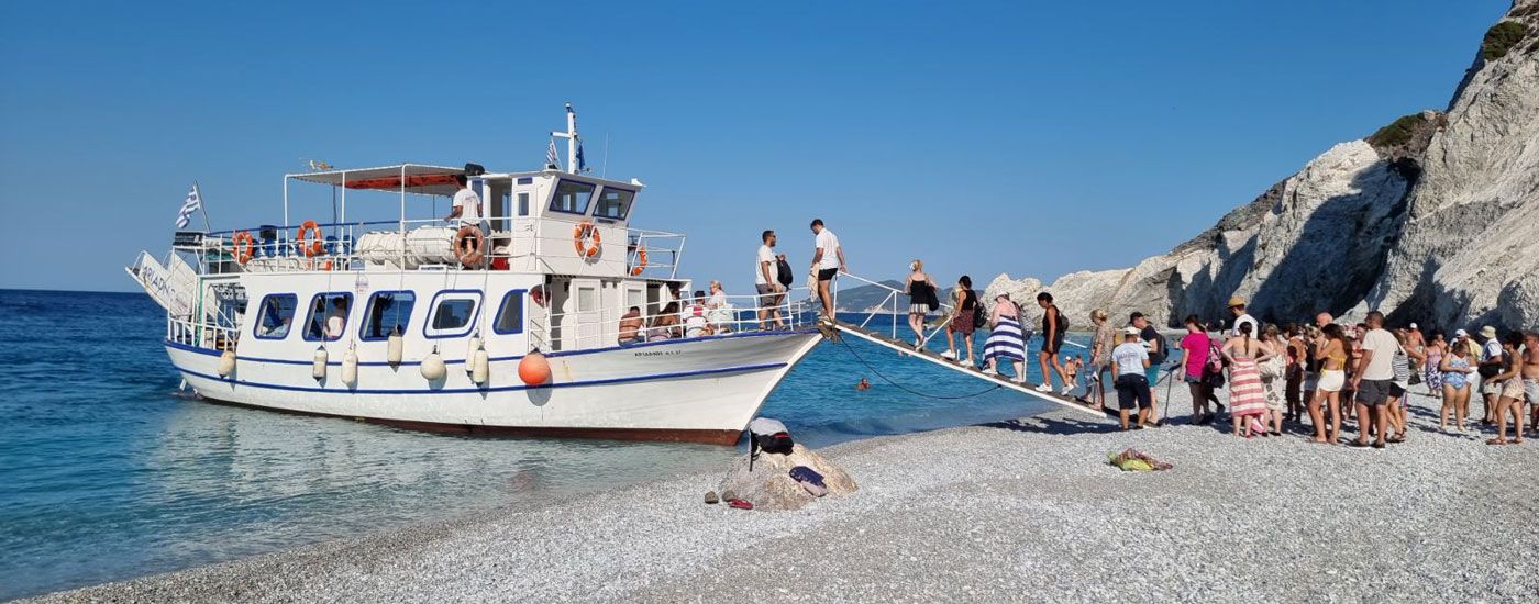 Lalaria and Tsougrias afternoon boat trip from Skiathos